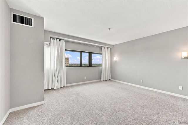 100 Park Avenue 903, Denver, CO 80205