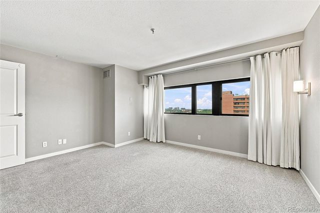 100 Park Avenue 903, Denver, CO 80205