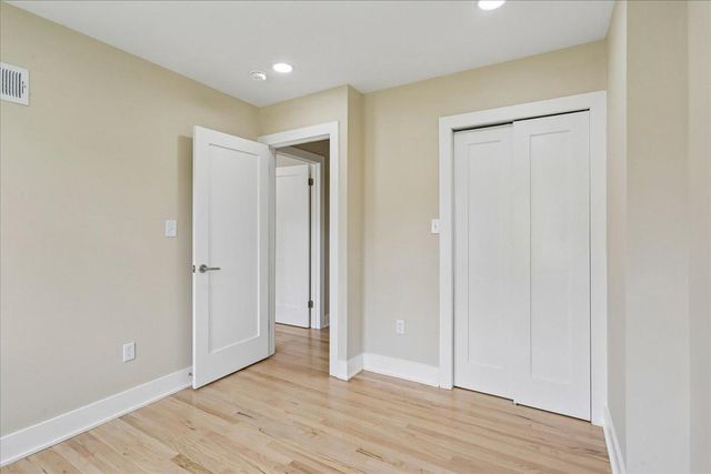 8607 WILD OLIVE DR, Potomac, MD 20854