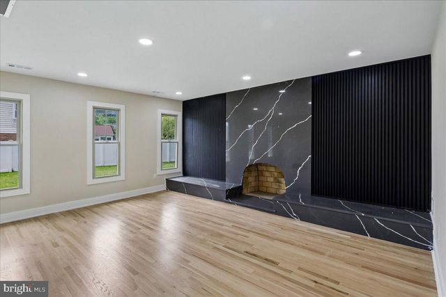 8607 WILD OLIVE DR, Potomac, MD 20854