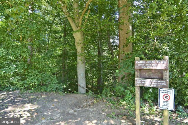 8607 WILD OLIVE DR, Potomac, MD 20854