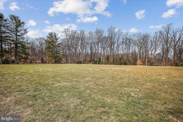 8607 WILD OLIVE DR, Potomac, MD 20854