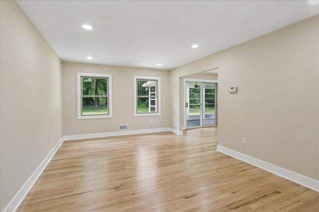8607 WILD OLIVE DR, Potomac, MD 20854