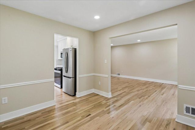8607 WILD OLIVE DR, Potomac, MD 20854