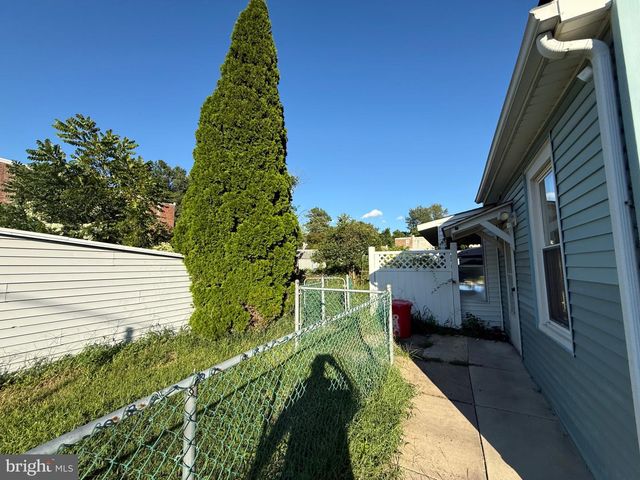220 10TH ST, Brookhaven, PA 19015