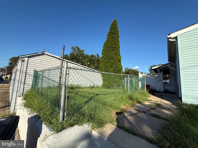 220 10TH ST, Brookhaven, PA 19015