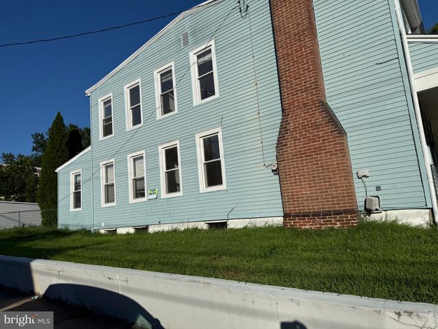 220 10TH ST, Brookhaven, PA 19015