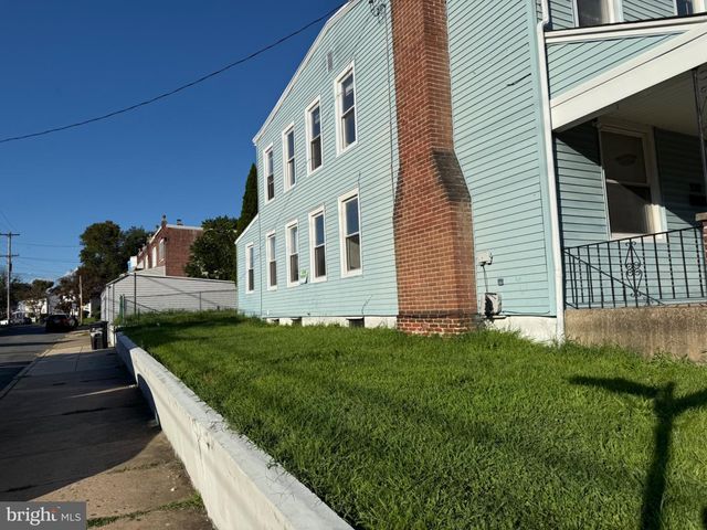 220 10TH ST, Brookhaven, PA 19015