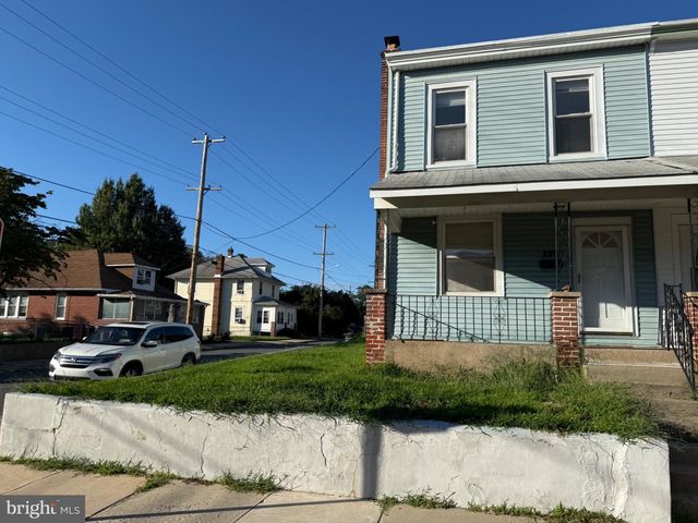 220 10TH ST, Brookhaven, PA 19015