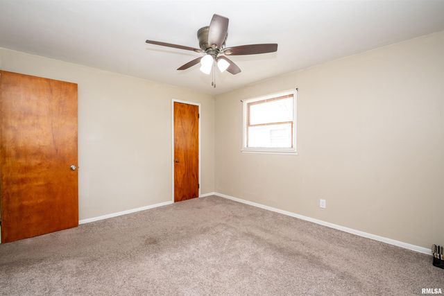 108 DUENSING Lane, Washington, IL 61571