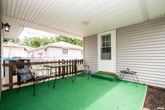 108 DUENSING Lane, Washington, IL 61571