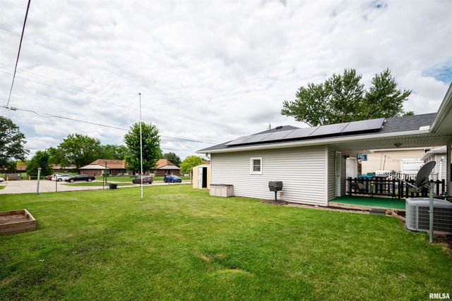 108 DUENSING Lane, Washington, IL 61571