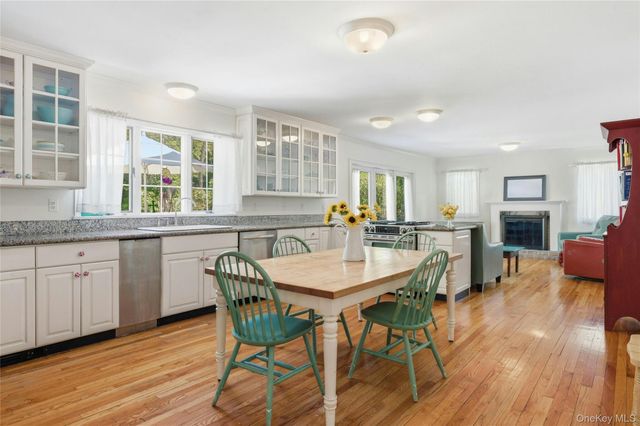 9 Townsend Road, Glen Cove, NY 11542