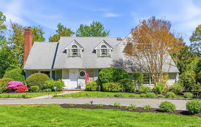 9 Townsend Road, Glen Cove, NY 11542