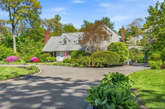 9 Townsend Road, Glen Cove, NY 11542