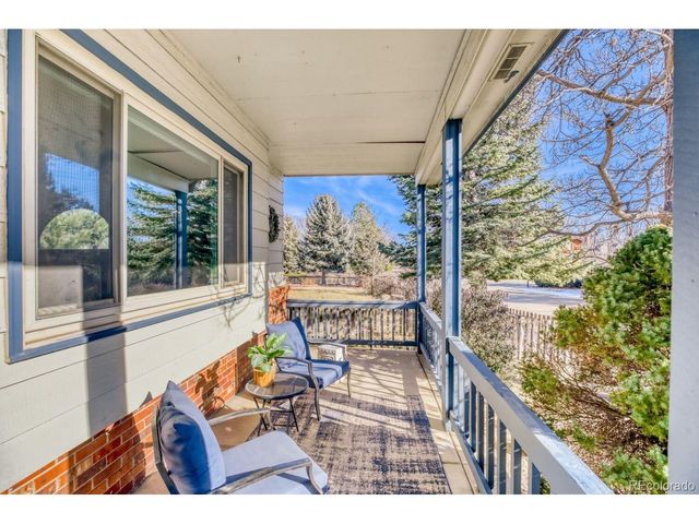 2912 Lake Park Way, Longmont, CO 80503