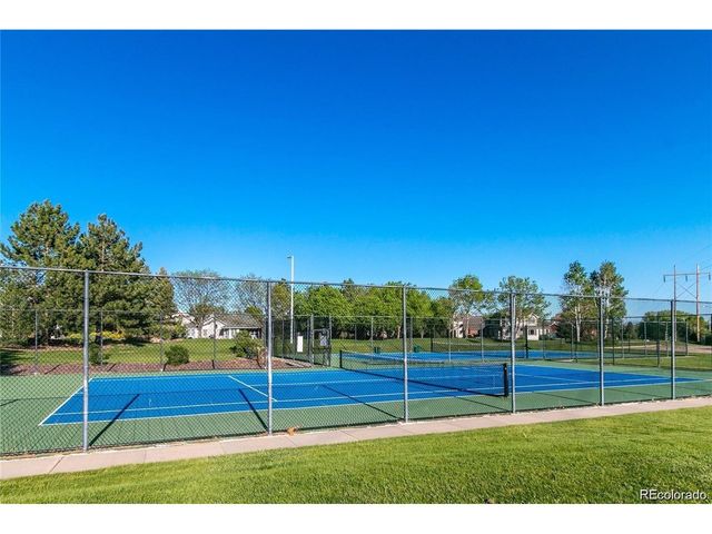 2912 Lake Park Way, Longmont, CO 80503