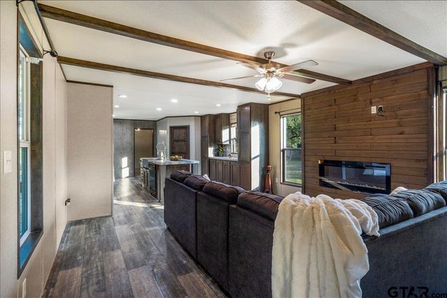 409 Willow, Wills Point, TX 75169