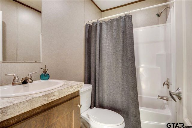 409 Willow, Wills Point, TX 75169