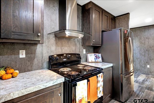 409 Willow, Wills Point, TX 75169