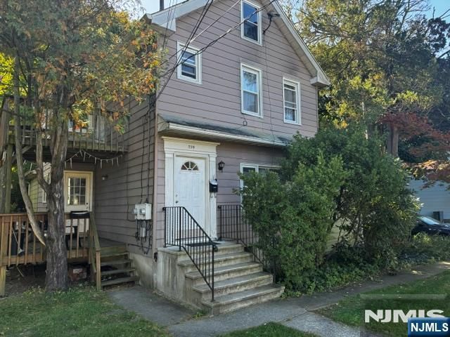 220 Colfax Avenue 2, Pompton Lakes, NJ 07442