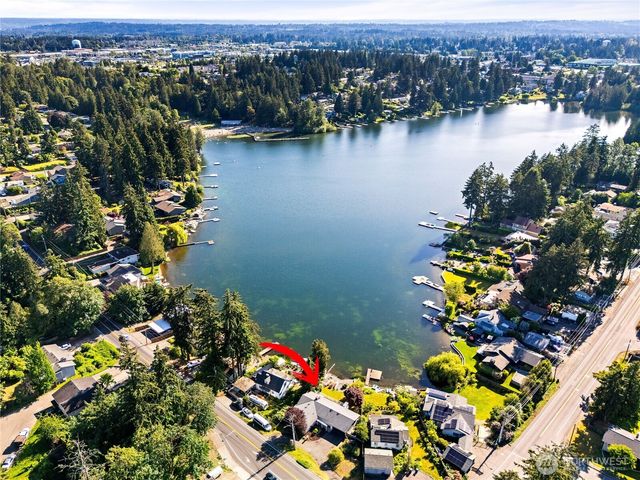 30415 28th Avenue S, Federal Way, WA 98003