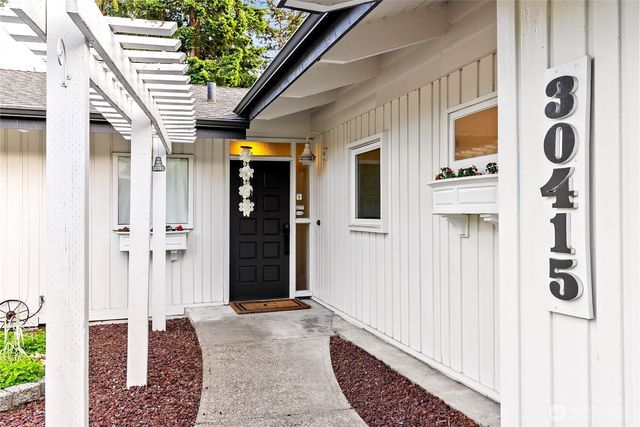 30415 28th Avenue S, Federal Way, WA 98003