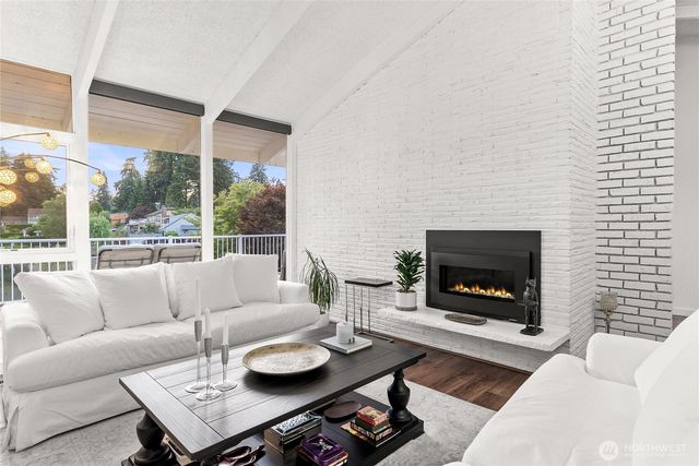 30415 28th Avenue S, Federal Way, WA 98003