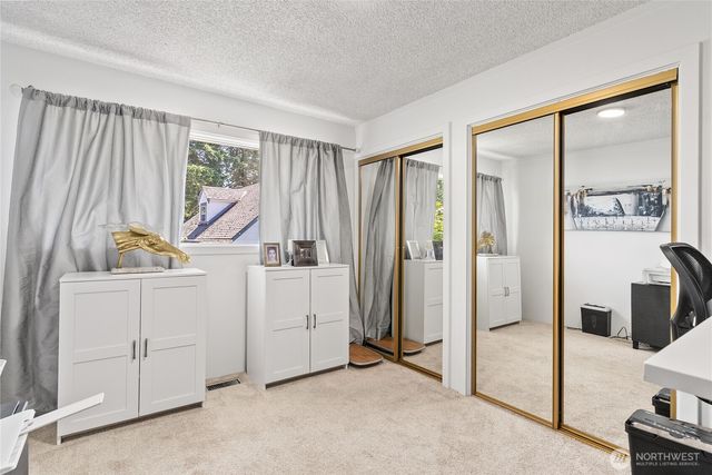 30415 28th Avenue S, Federal Way, WA 98003