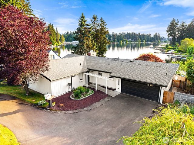 30415 28th Avenue S, Federal Way, WA 98003