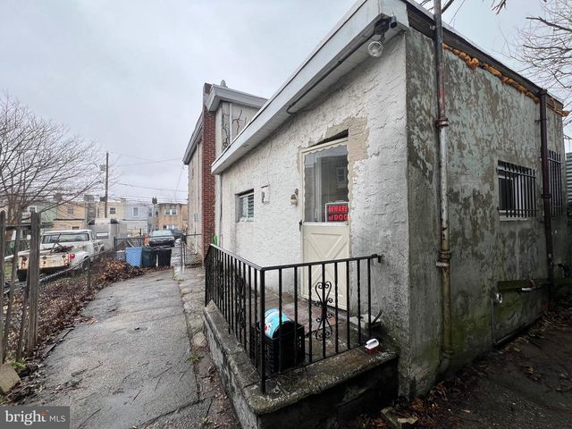 6319 DICKENS AVE, Philadelphia, PA 19142