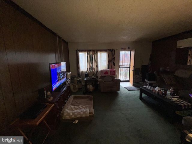 6319 DICKENS AVE, Philadelphia, PA 19142