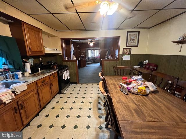 6319 DICKENS AVE, Philadelphia, PA 19142