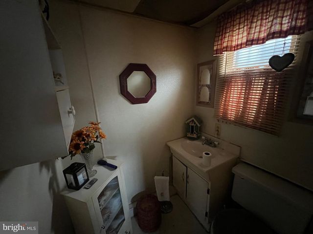 6319 DICKENS AVE, Philadelphia, PA 19142