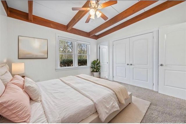 117 Lakeview Drive, Whispering Pines, NC 28327