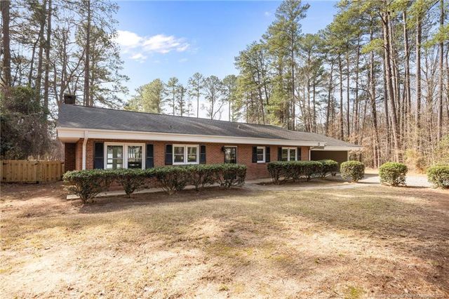 117 Lakeview Drive, Whispering Pines, NC 28327