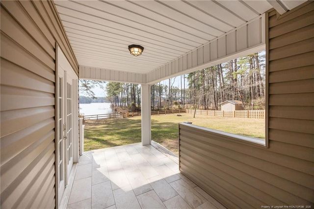 117 Lakeview Drive, Whispering Pines, NC 28327