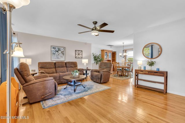 504 Ashwood Place, Lanoka Harbor, NJ 08734