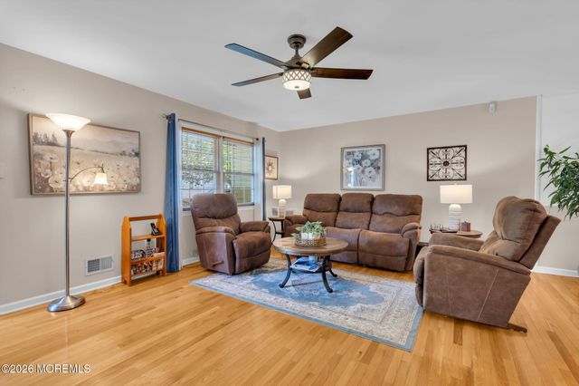 504 Ashwood Place, Lanoka Harbor, NJ 08734
