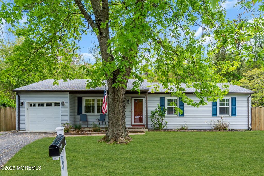 504 Ashwood Place, Lanoka Harbor, NJ 08734