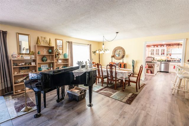 121 Fairway Drive, Nocona, TX 76255