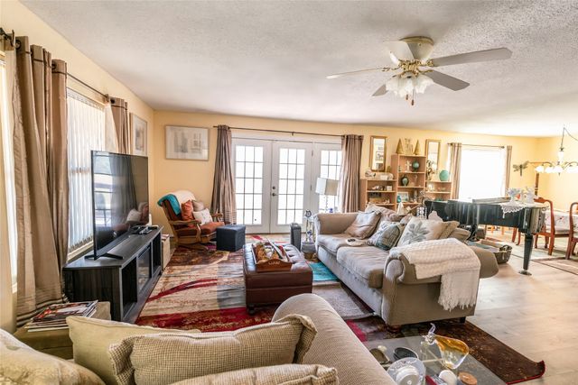 121 Fairway Drive, Nocona, TX 76255