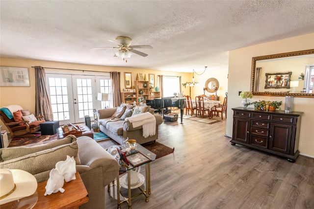 121 Fairway Drive, Nocona, TX 76255