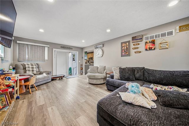 30018 Truman Avenue, Wickliffe, OH 44092