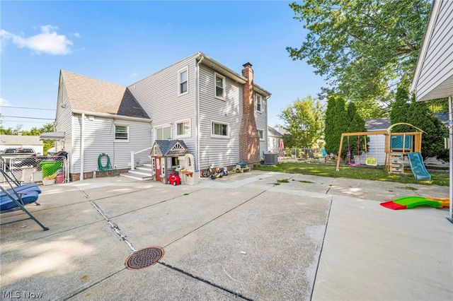 30018 Truman Avenue, Wickliffe, OH 44092