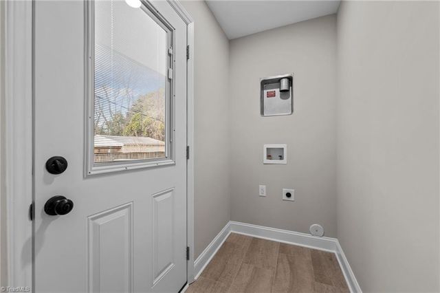 2518 Timber Lane, Greensboro, NC 27408