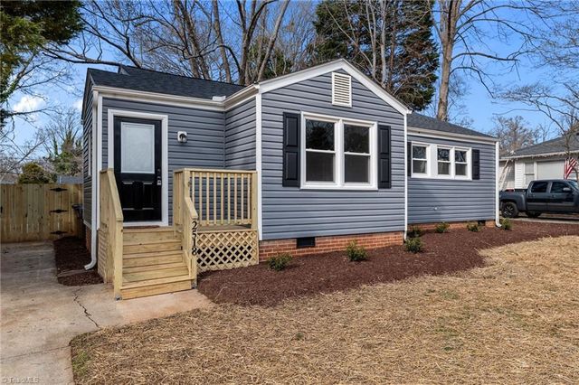 2518 Timber Lane, Greensboro, NC 27408