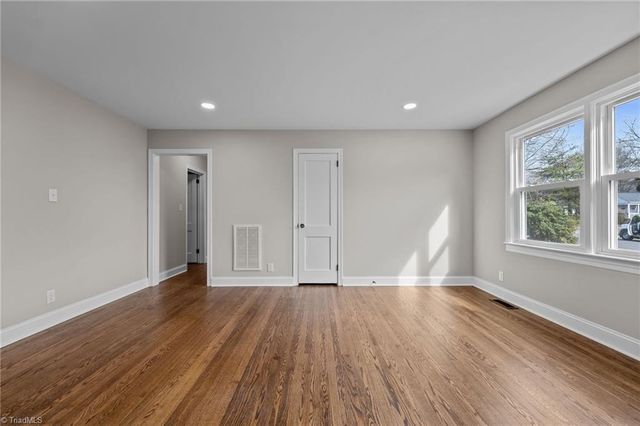 2518 Timber Lane, Greensboro, NC 27408