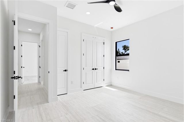 2251 SW 2nd TER, Cape Coral, FL 33991