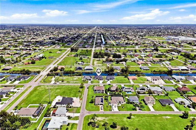 2251 SW 2nd TER, Cape Coral, FL 33991